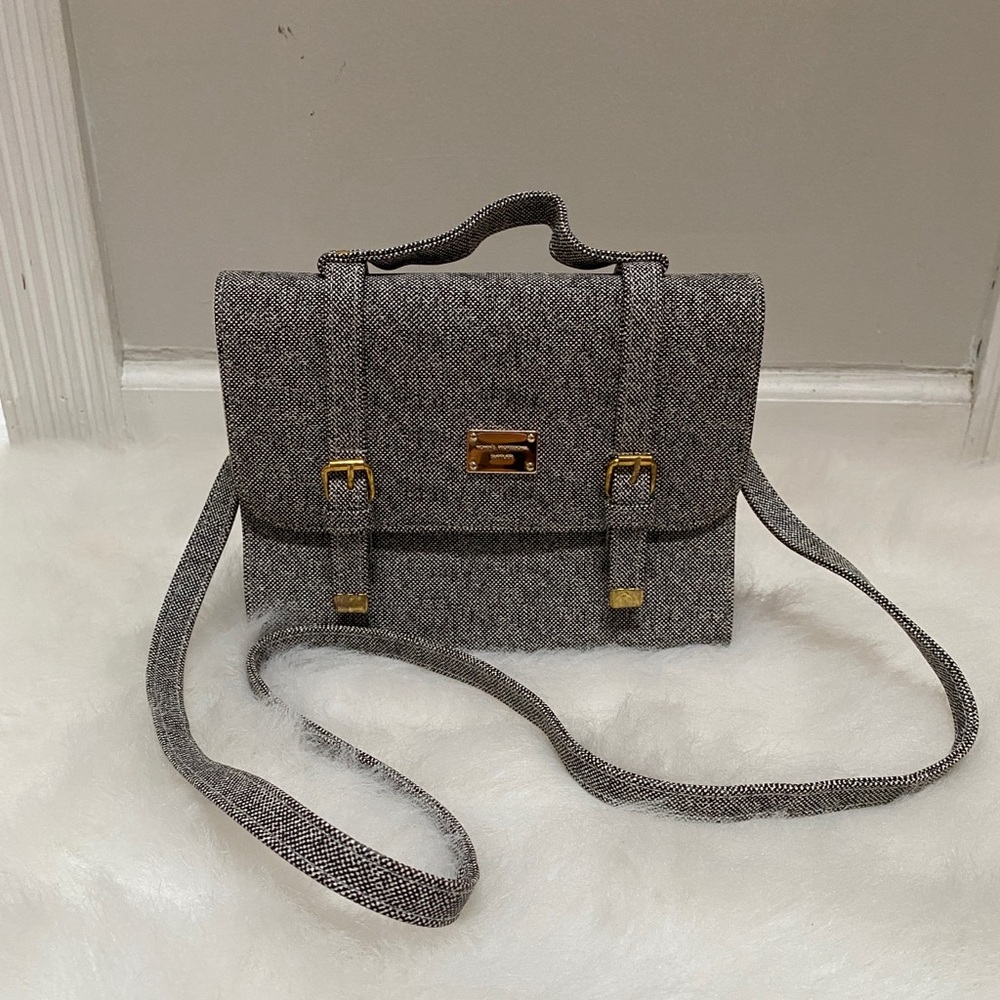 Korean style shoulder or cross body bag